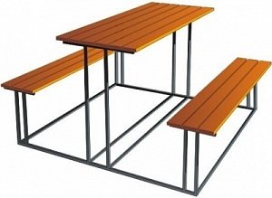 Столик с лавочками                          